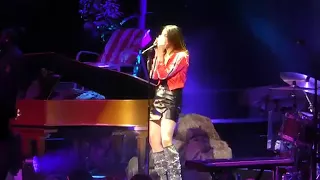 Lana Del Rey - Off To The Races (Live at LA To The Moon Tour)