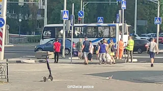 Russian Police | GAZelle with siren yelp