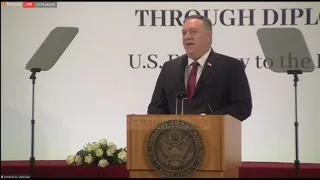 Top News - Pompeo zemëron Papën/ ’Trego kurajo përballe Kinës’