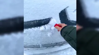 Calligraphy in the snow [Arabic letters]