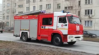 Fire Truck Responding with Siren Yelp