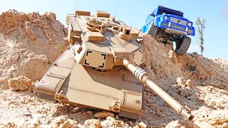 탱크 구출놀이 오프로드 자동차 R/C 장난감 조종놀이 Tank Rescue Helps Off Road Car