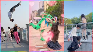 Chinese Frog And Funny Couple Douyin ❤️ Street Couple P#108
