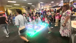 Chuck E Strut | Chuck E Cheese Miami FL (Kendall)