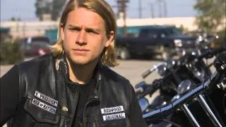 Sons of Anarchy - Fortunate Son (Creedence Clearwater Revival)