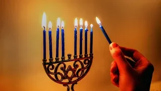 Чудо Хануки: как появился еврейский праздник свечей?
