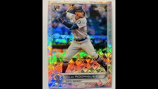 2022 Topps Chrome Logofractor is a buy!!!