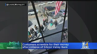 Customers scramble for money after collapse of Silicon Valley Bank