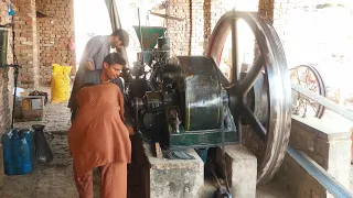 amazing starting desi old black engine | ruston hornsby engine | Punjab Culture | Living Life Punjab