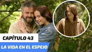 La Vida en el Espejo | Capítulo 43 | Eugenio ve a Santiago y Gabriela besándose