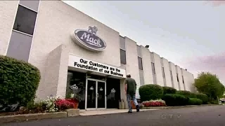 Undercover Boss - S02E15 ''Mack Trucks''