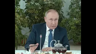 Путин чуть не прговорился. "Штирлиц еще никогда не был так близок к провалу"