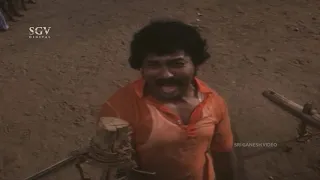 Tiger Prabhakar Shocked By Seeing Dr. Vishnuvardhan | Oorige Upakari Kannada Movie Scene | Vajramuni
