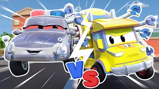 Policejní robot versus lechtající náklaďák – kdo s koho?