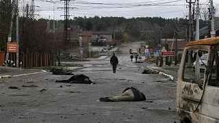 Улицы Бучи под Киевом "усеяны" телами гражданских