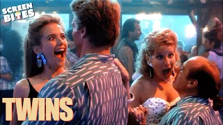 Double Date With Danny Devito and Arnold Schwarzenegger | Twins (1988) | Screen Bites