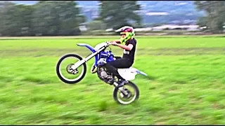 MOWMOW FAIT DES WHEELING AVEC MA CROSS YAMAHA 82 YZ