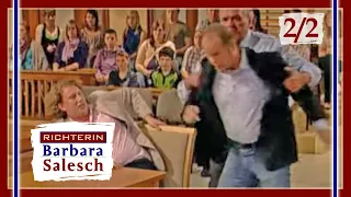 Vater geht im Gerichtssaal auf seinen Sohn los! | Richterin Barbara Salesch | SAT.1