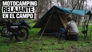 Solo Moto Camping Relajante en el campo. Solo Motorcycle Camping in farm. ASMR.