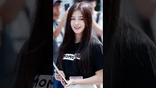 Nancy Jewel McDonie - wiki/bio and fashion trends - Young and Beautiful supermodels