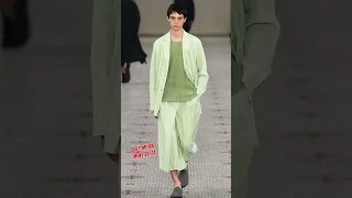 Issey Miyake Spring Summer Menswear 2024 #vogue #annawintour #hautecouture