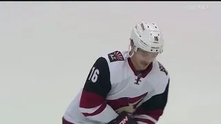 Coyotes prank rookie Domi during warm ups