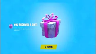 FORTNITE GETTING GIFTED BY SUBSCRIBERS (SEASON 5 AND CHRISTMAS EDITION)