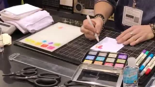 How to use the Tim Holtz Glass Media Mat - Creativation 2018