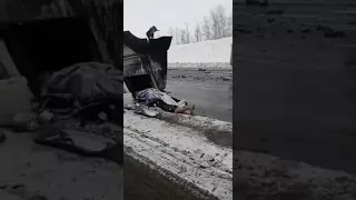 Очень страшное 😱 авария водителя берегите себя