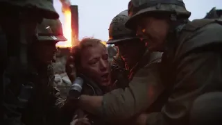 Bufón pierde a su amigo Cowboy. La Chaqueta Metalica /Full Metal Jacket 1987