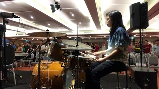 NDC WORSHIP - LAYAK DIPUJI DISEMBAH (DRUM CAM)