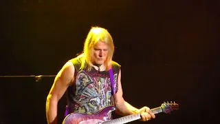 Deep Purple - Smoke on the Water live in Curitiba - Pedreira Paulo Leminski 12-12-2017