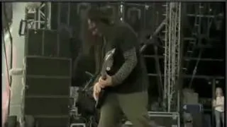 KoRn - Another brick in the wall (live at download festival 09 )