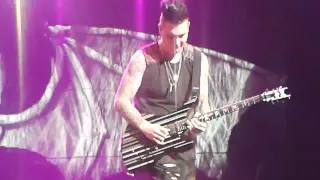 Avenged Sevenfold Zenith Paris 20/11/2013 - SOLO SYNYSTER GATES