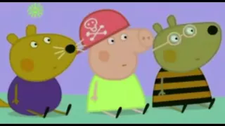 Peppa pig listening a Pharaoh music