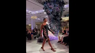 Sia performing Diamonds on New York Fashion week by Christian Siriano