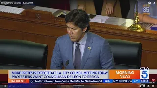 L.A. City Council meets amid de León controversy