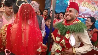 नातिनी दीपिकाको परम्परागत विवाहका अवसरमा पुरातन शैलीको स्वयम्बर कार्यक्रम !