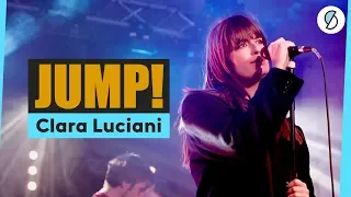 Clara Luciani : avant l'Olympia, mecs et féminisme, influence et famille - JUMP!