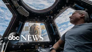 Record-setting astronaut Mark Vande Hei returns to Earth