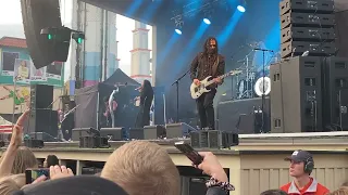 Korn - Freak On A Leash (Live Grönalund Stockholm 220615)