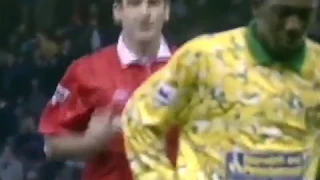 1992/93 Manchester United vs Norwich City (12 Dec 1992)