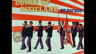 Dukes of Dixieland - 09. BOURBON STREET - On Parade