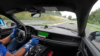 992 gt3 vs 991.2 gt3 rs MR in traffic Nurburgring