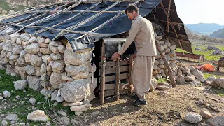 Wonderful life in the mountains far from civilization, How do they provide animal feed?