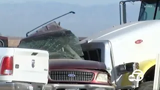 15 killed in Southern California crash involving big rig and SUV in Imperial County | ABC7