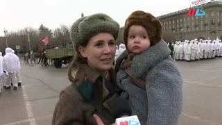 Митинг в честь победы 1943 года реконструировали в Сталинграде 2 Февраля