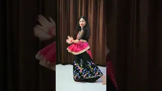 Dhol Bajaa Dance | #shorts | #Navratri | Anuska Hensh