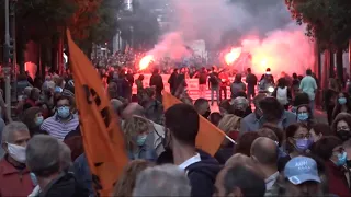 Greek riot clash with police in Athen