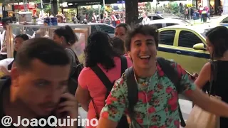 DANÇANDO ''TCHAU PRA QUEM NAMORA'' EM PÚBLICO - LAMBASAIA